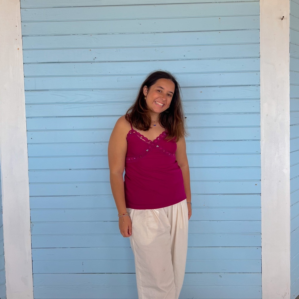 Meet your Posher, Helena - Picture 1 of 1